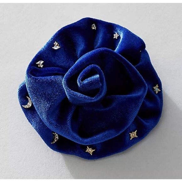 Brand New FREE PEOPLE Rosette Stud Pack Pink mauve rose nwt one size - Picture 1 of 4
